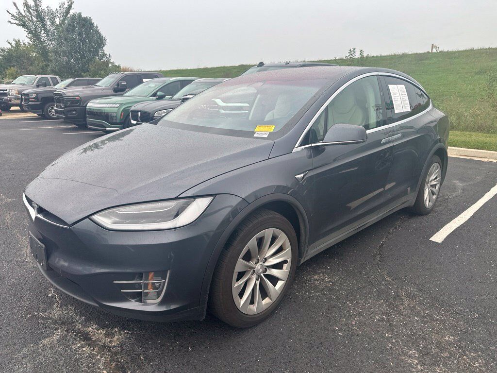 2018 TESLA Model X