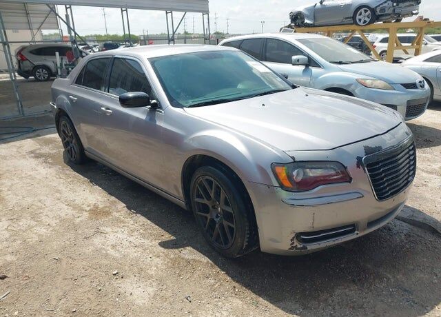 2013 CHRYSLER 300