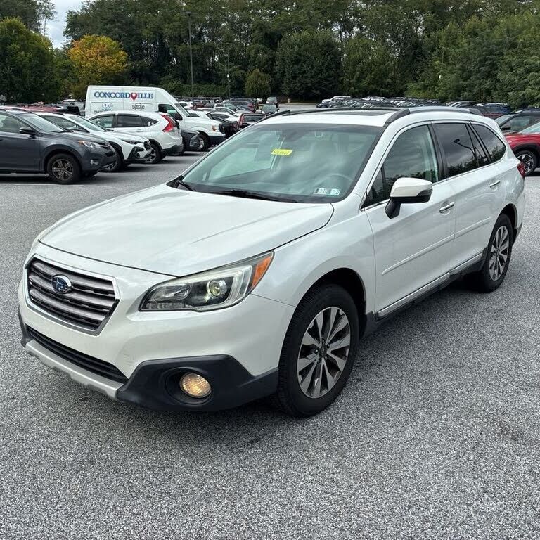 2017 SUBARU Outback