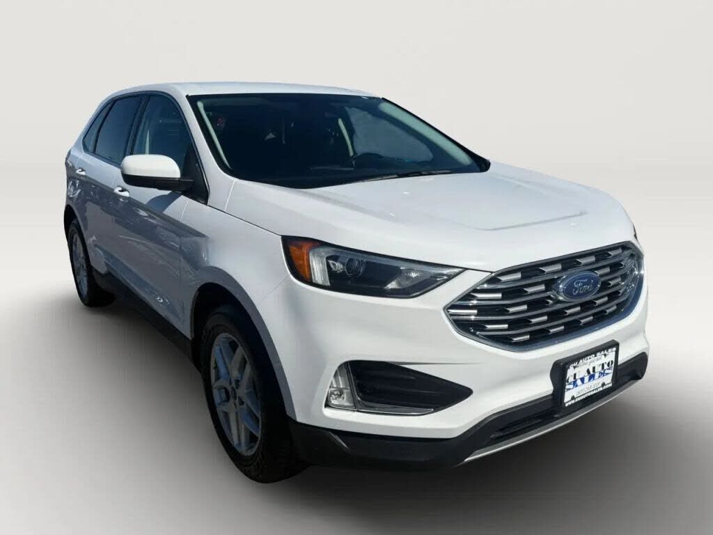 2022 FORD Edge