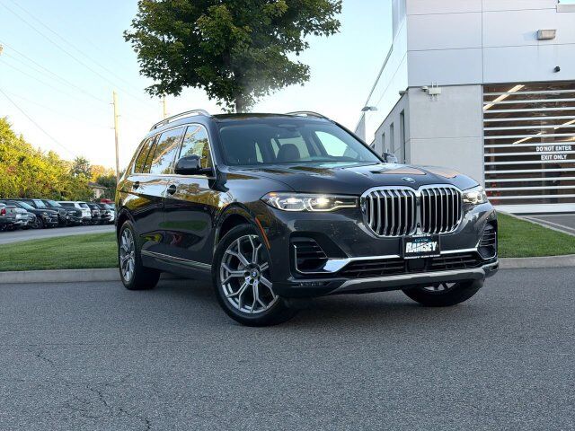 2020 BMW X7