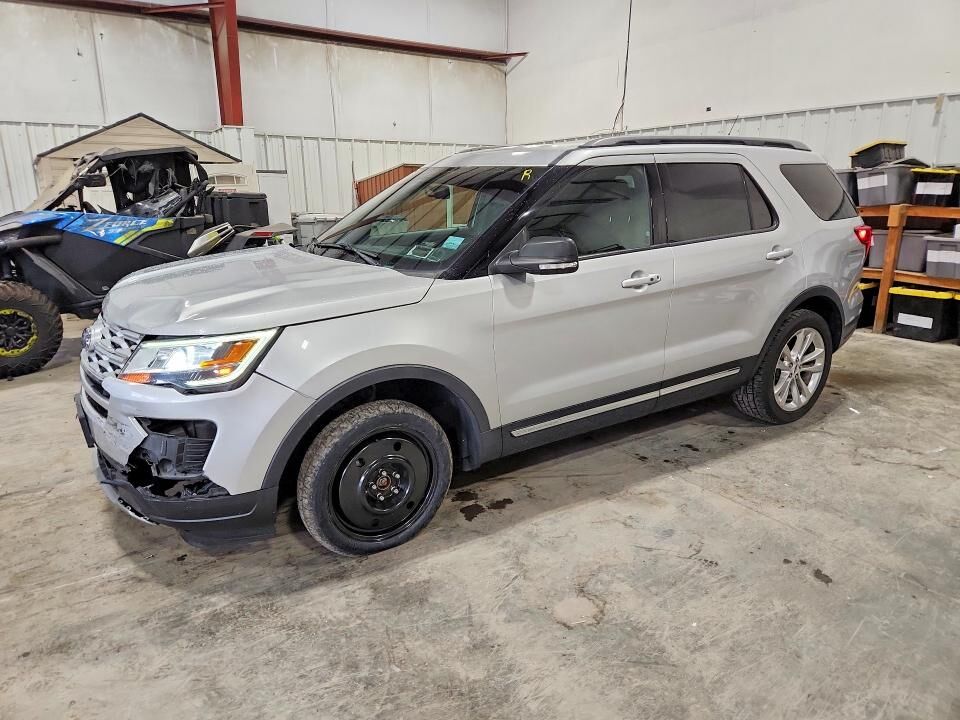 2019 FORD Explorer