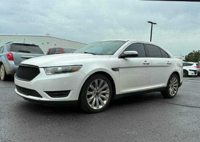 2015 FORD Taurus