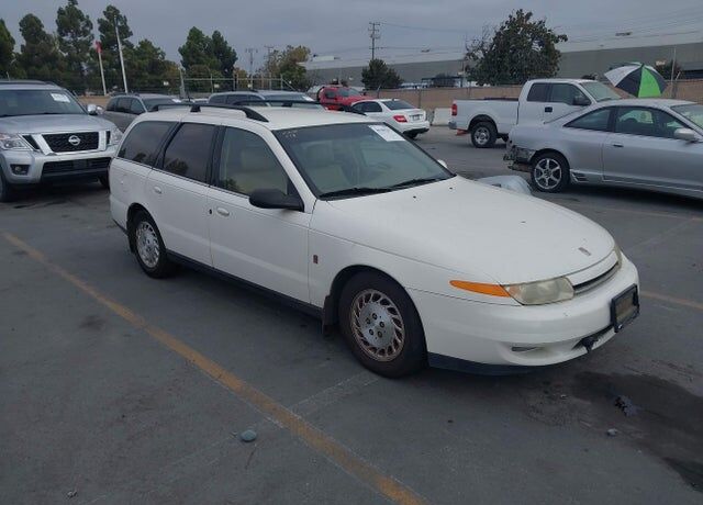 2001 SATURN LW2