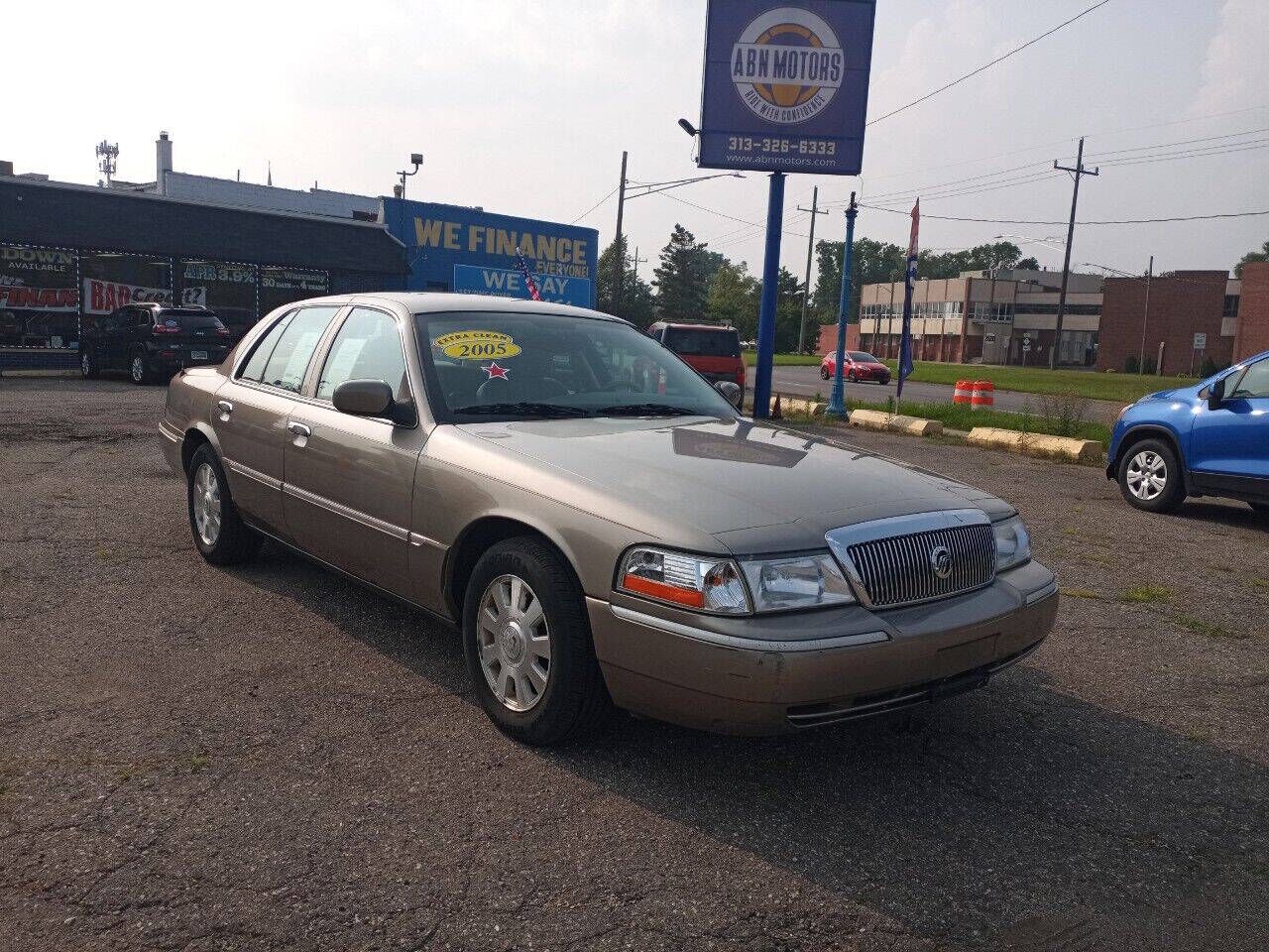 2005 MERCURY Grand Marquis