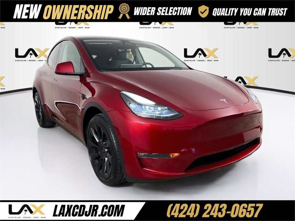 2024 TESLA Model Y