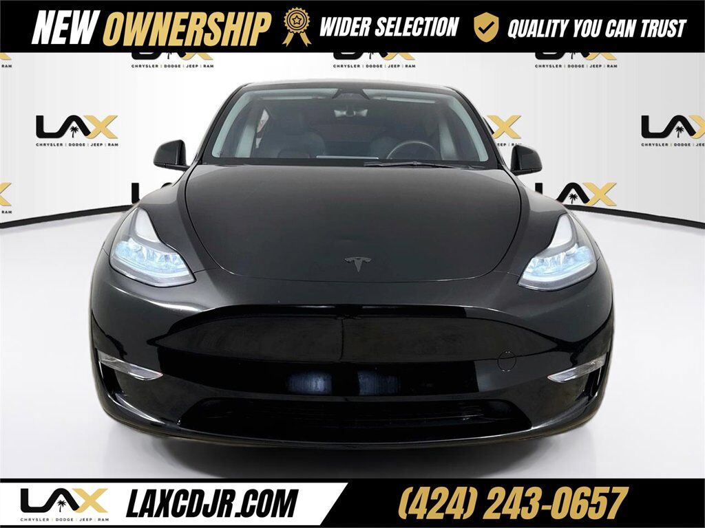 2023 TESLA Model Y