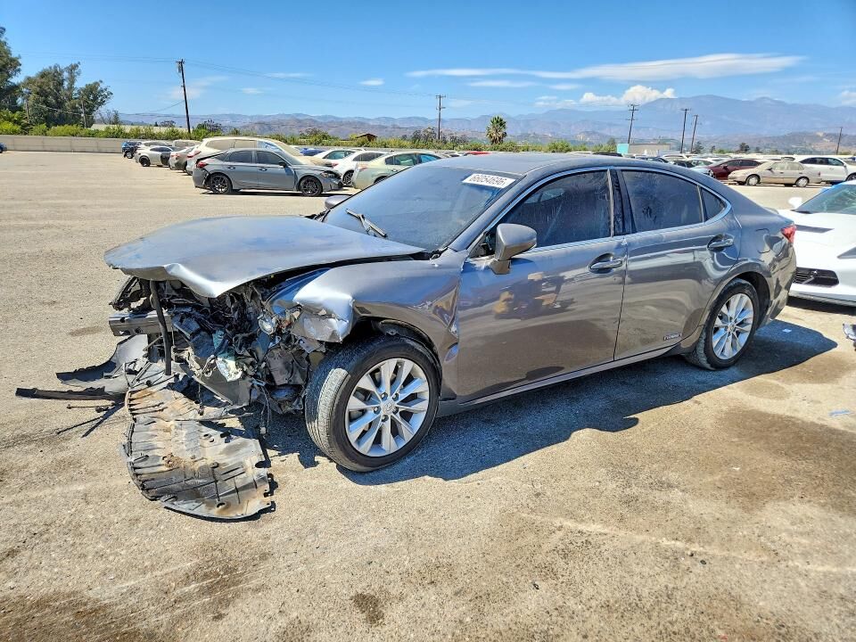 2013 LEXUS ES