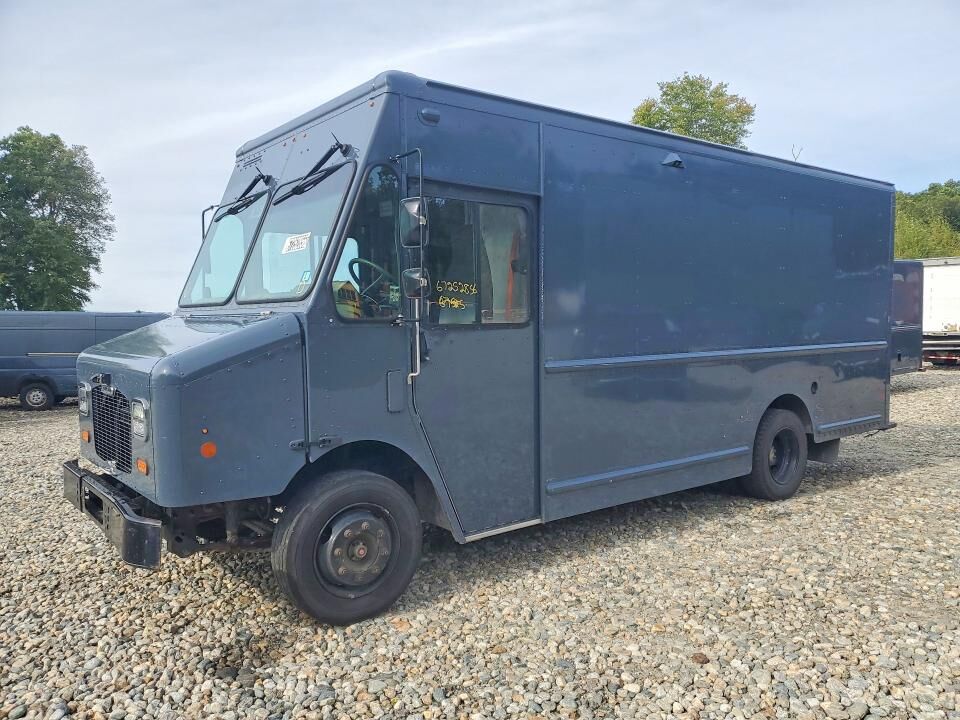 2021 FREIGHTLINER MT 45G Front Gasoline Engine Walk in Van Chassis