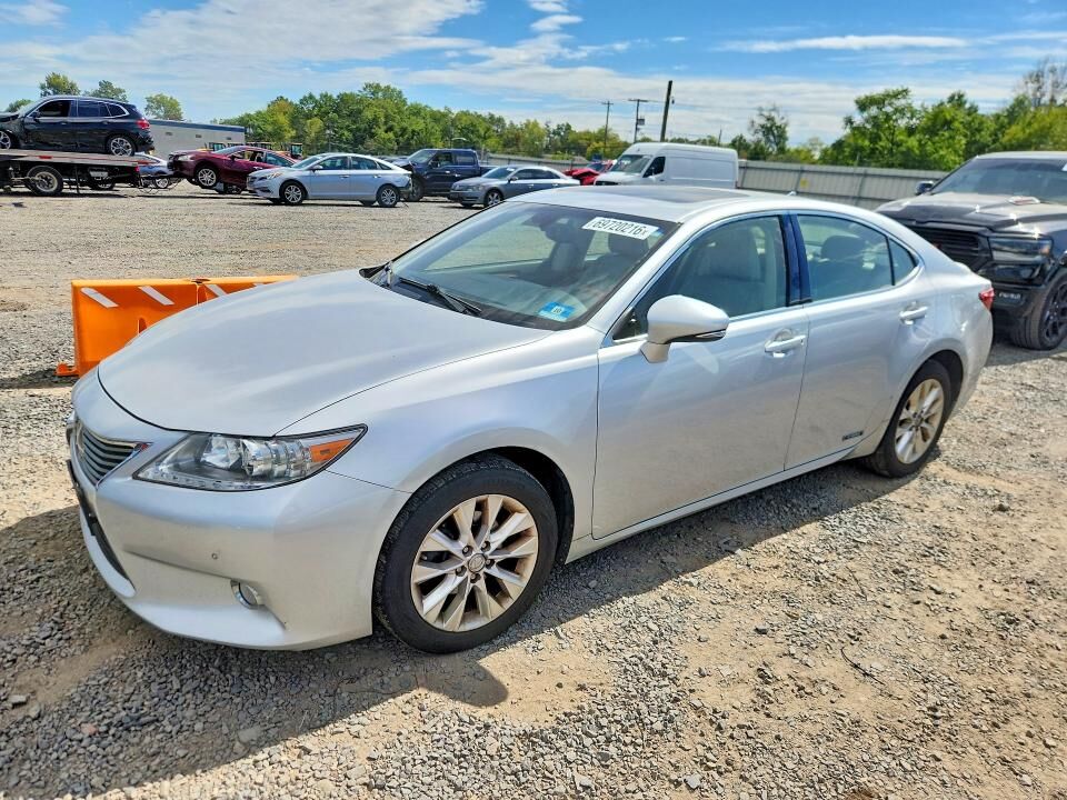 2013 LEXUS ES