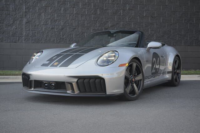 2026 PORSCHE 911