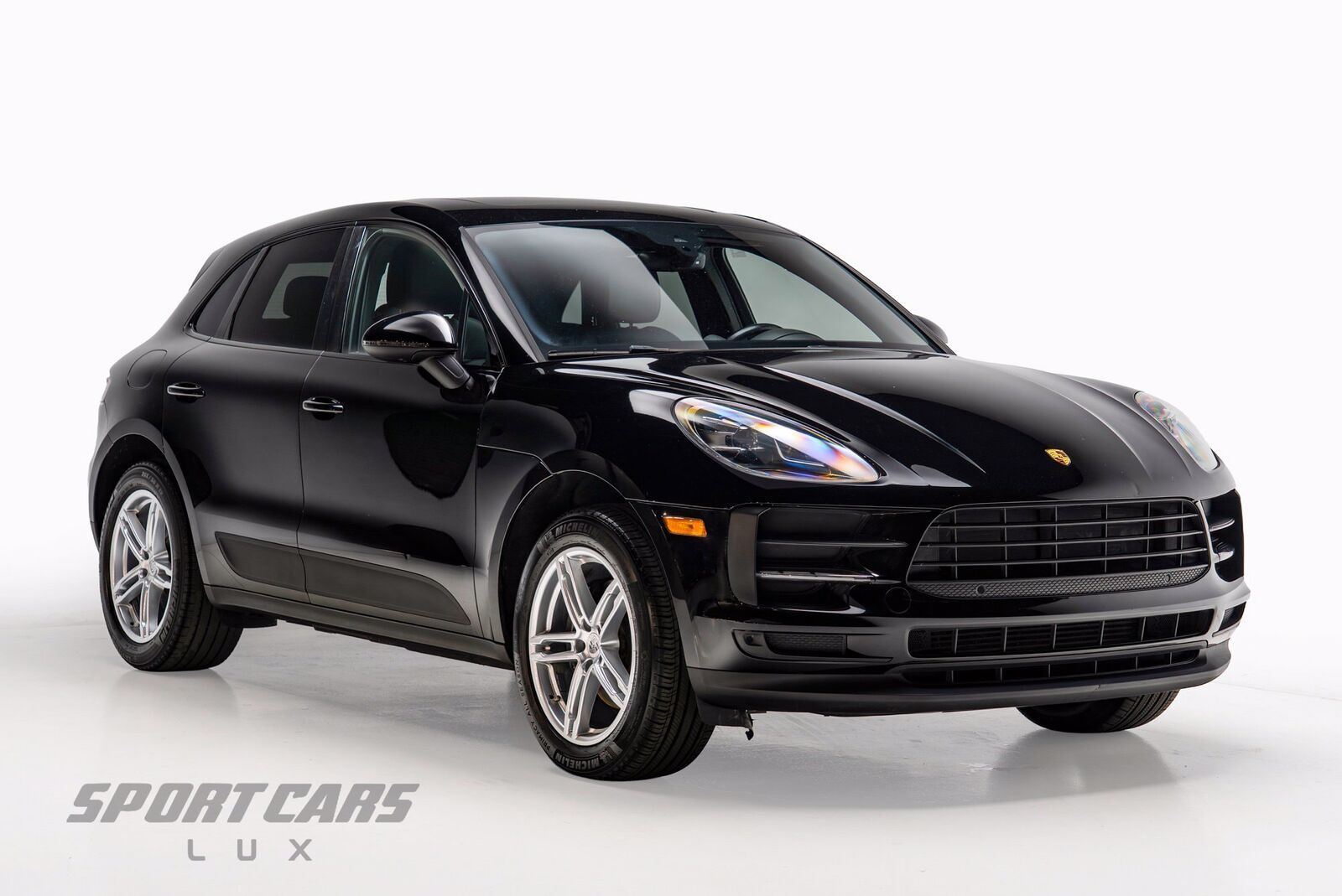 2020 PORSCHE Macan