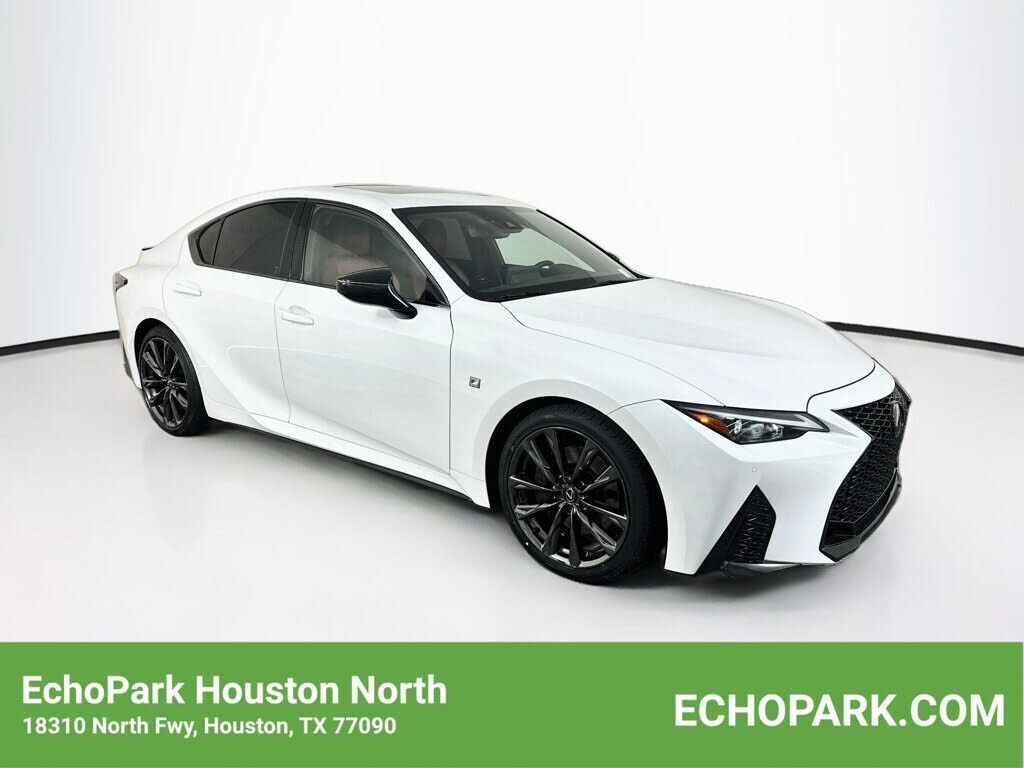 2025 LEXUS IS