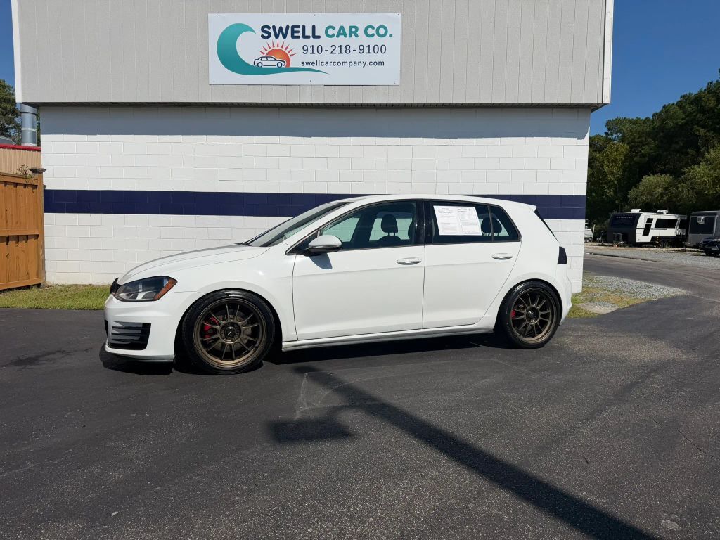 2017 VOLKSWAGEN Golf GTI