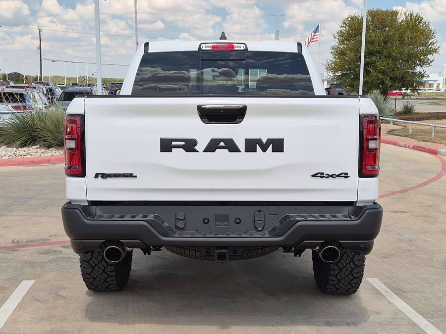 2027 RAM 1500