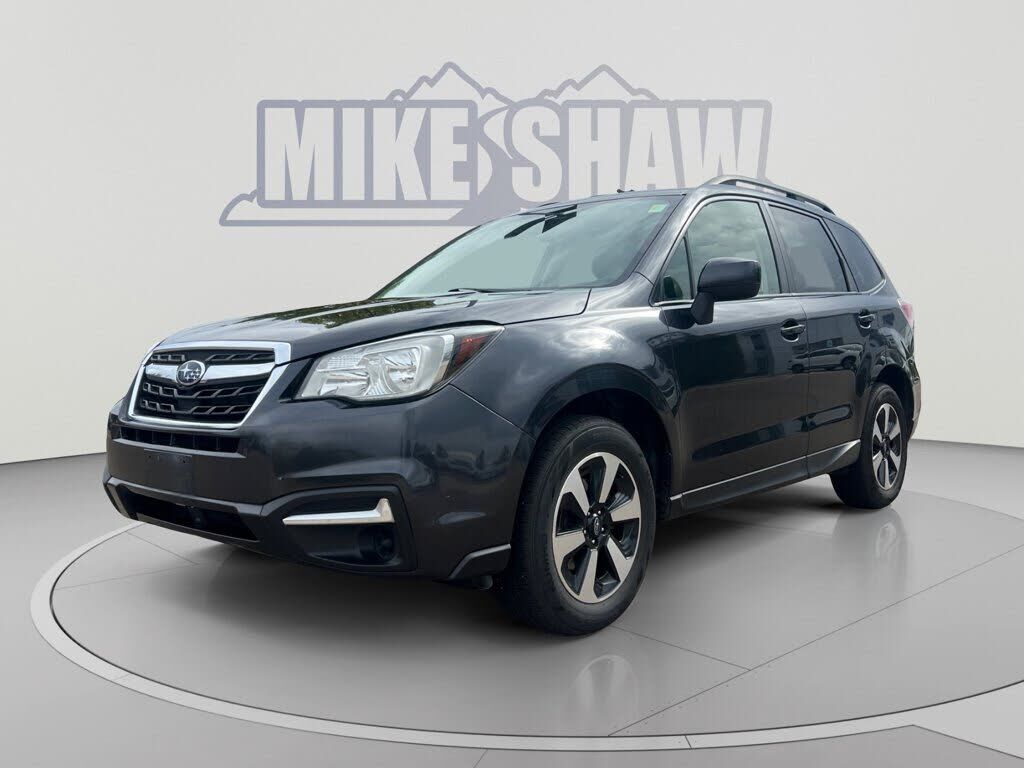 2017 SUBARU Forester