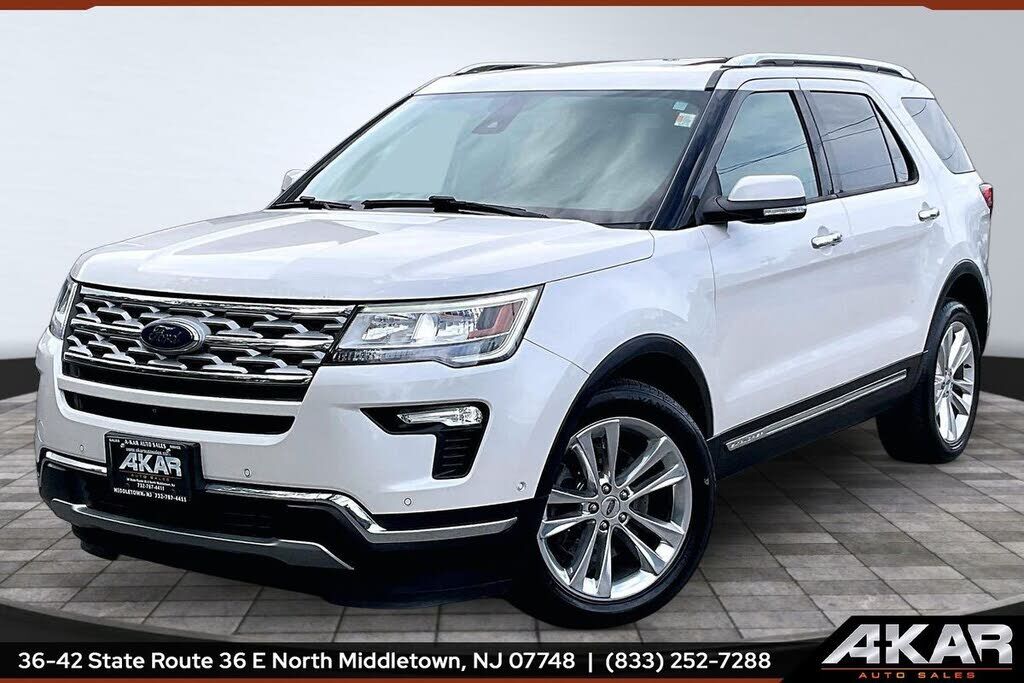 2018 FORD Explorer