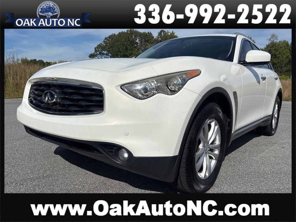 2011 INFINITI FX35