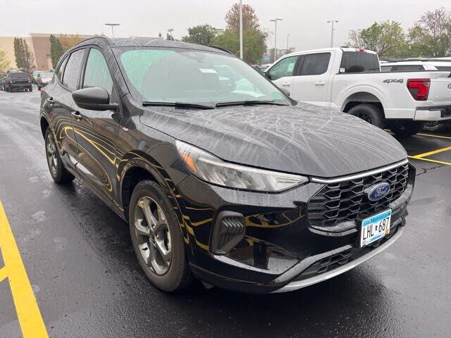 2023 FORD Escape