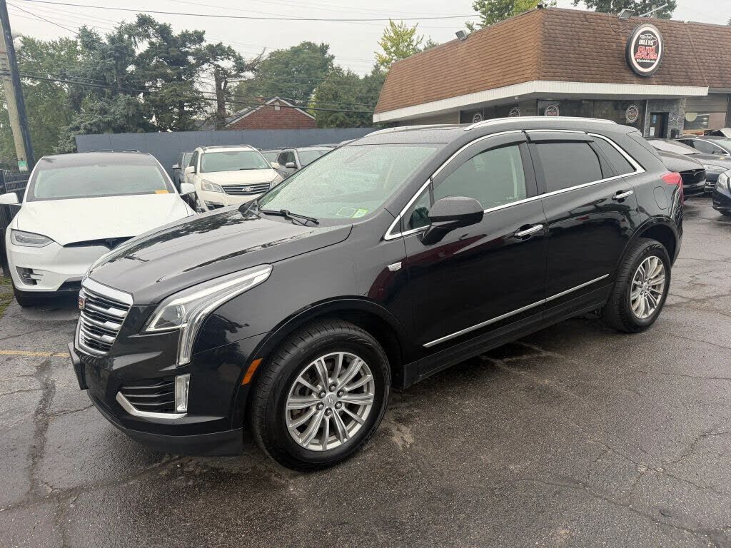 2017 CADILLAC XT5