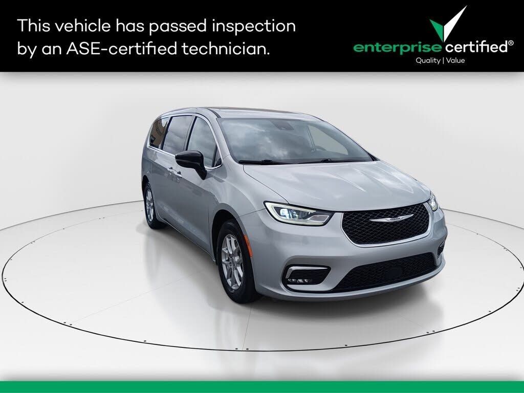 2024 CHRYSLER Pacifica