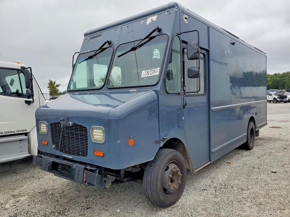 2020 FREIGHTLINER MT 45G Front Gasoline Engine Walk in Van Chassis