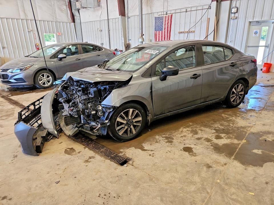 2024 NISSAN Versa