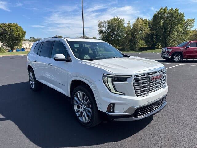 2025 GMC Acadia
