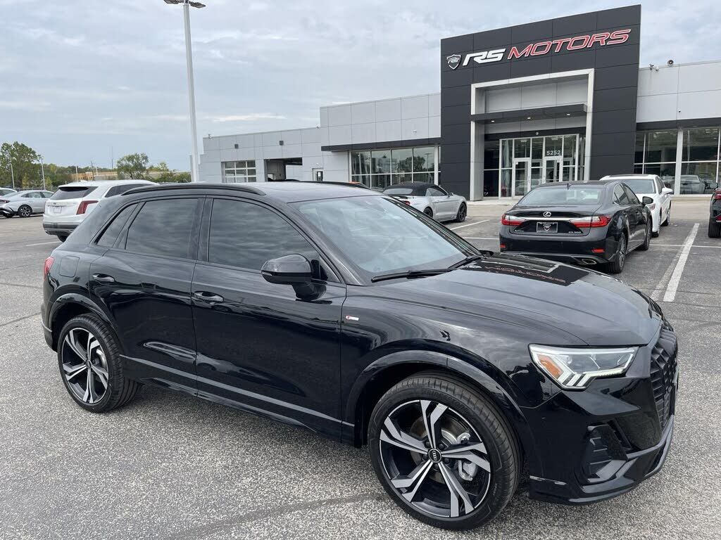2023 AUDI Q3