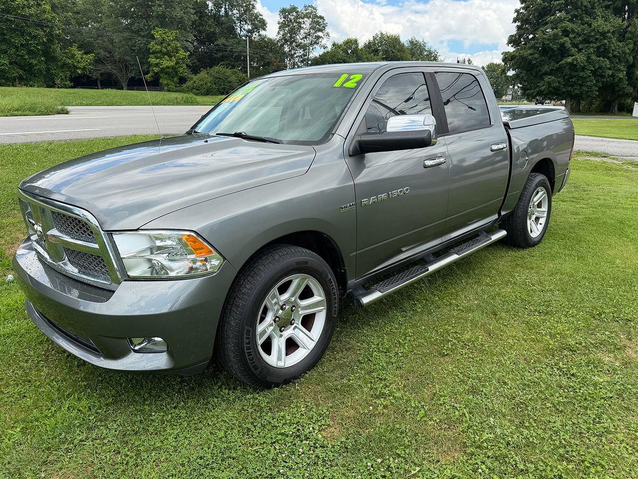 2012 DODGE Ram