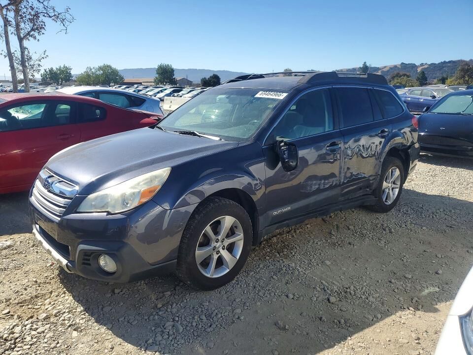 2013 SUBARU Outback