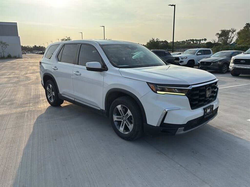 2023 HONDA Pilot