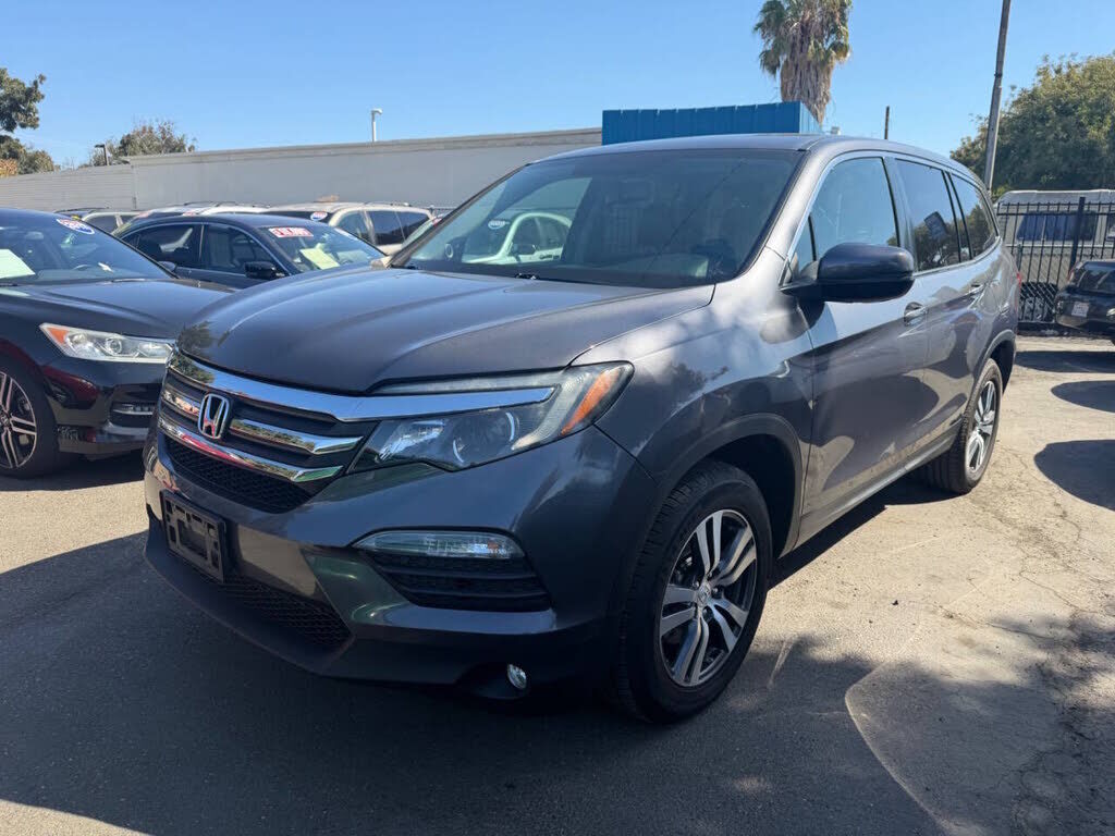 2017 HONDA Pilot