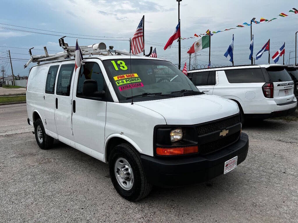 2013 CHEVROLET Express