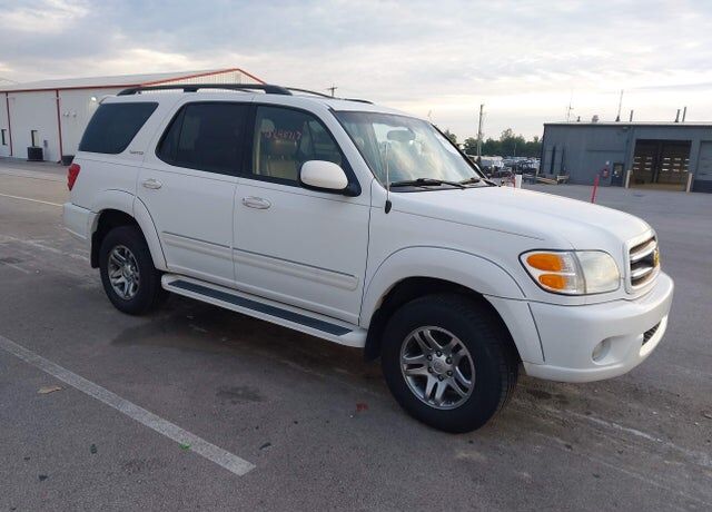 2004 TOYOTA Sequoia