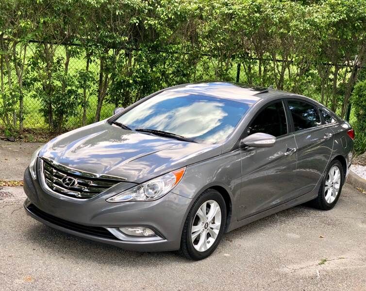 2011 HYUNDAI Sonata
