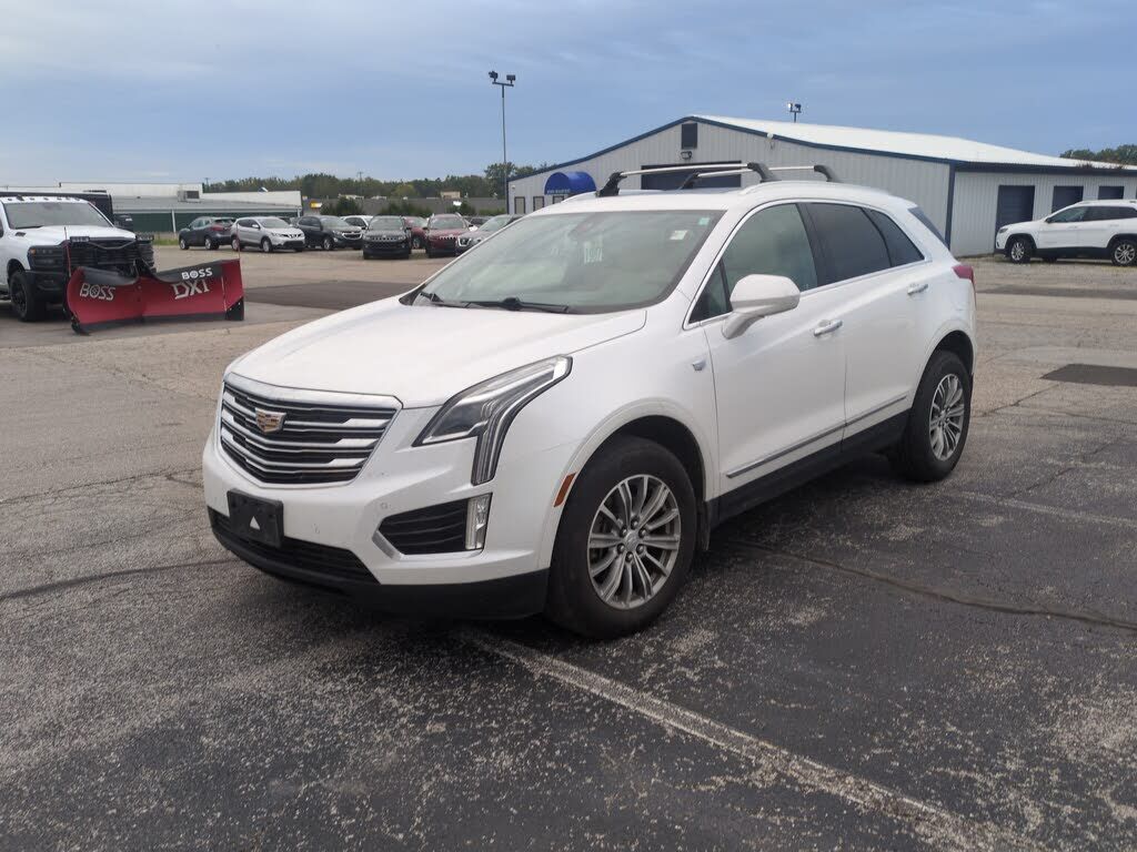 2017 CADILLAC XT5