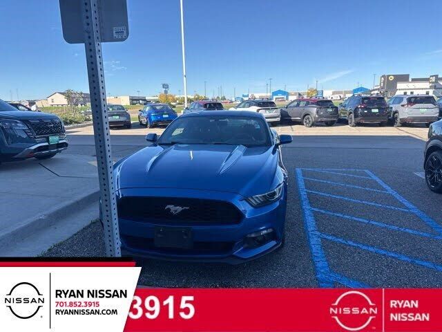 2017 FORD Mustang