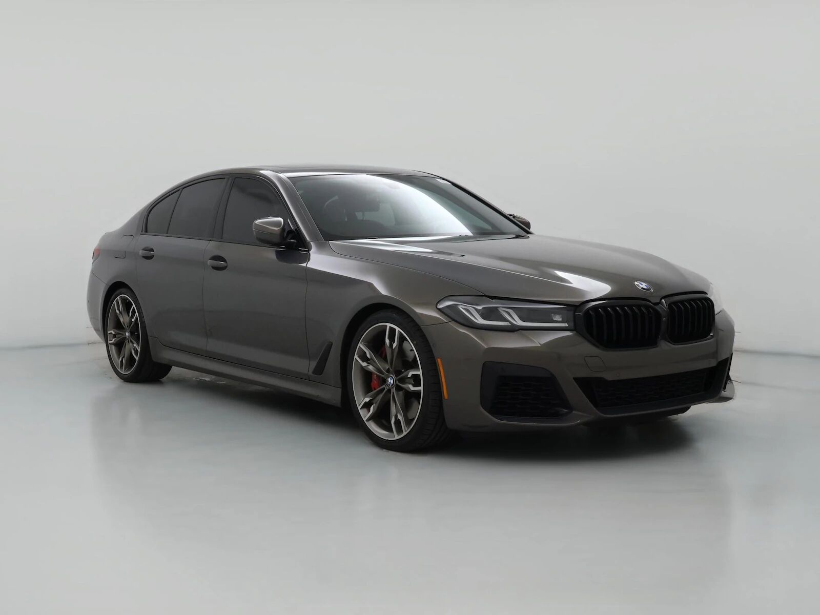 2023 BMW M5