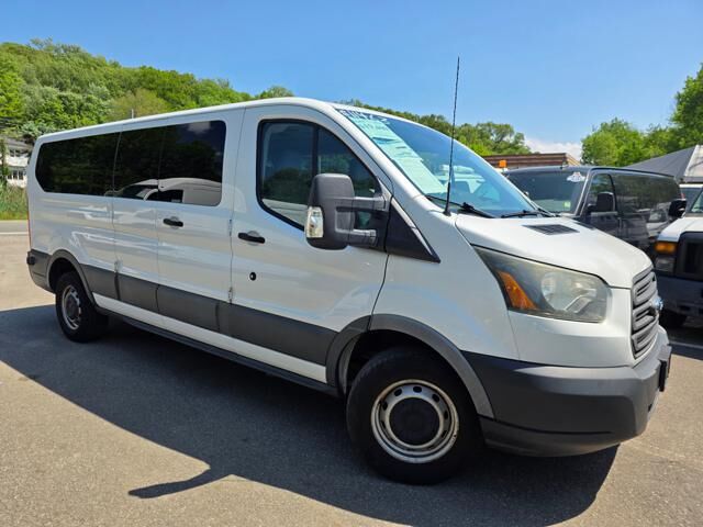 2015 FORD Transit