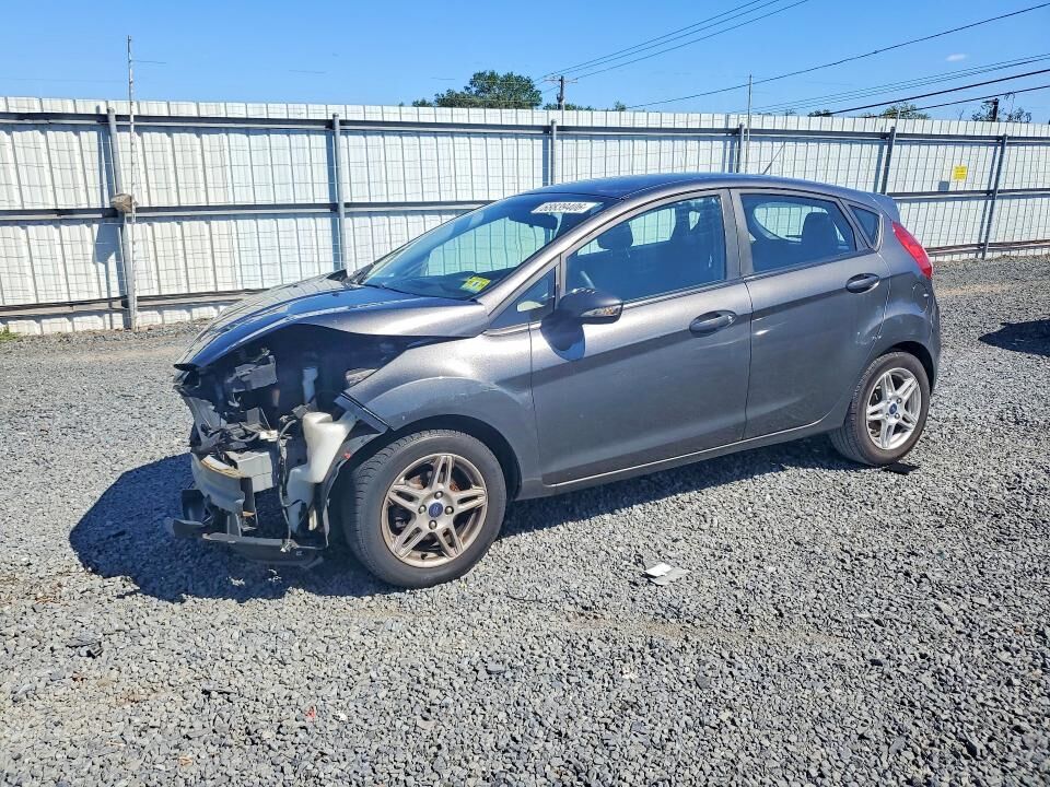 2017 FORD Fiesta
