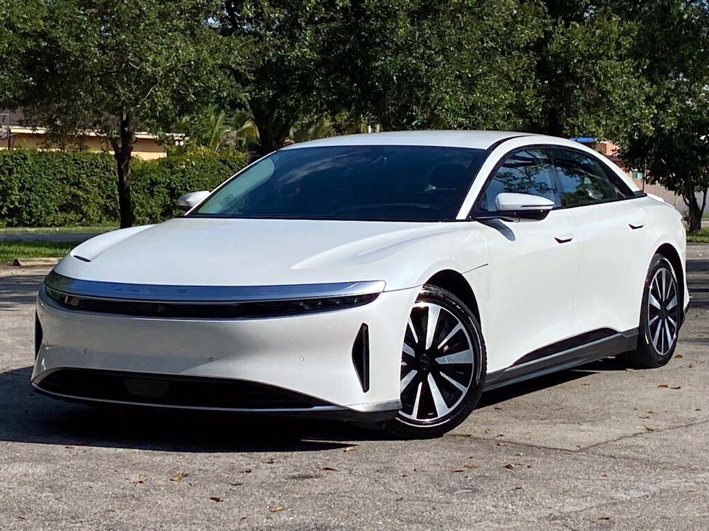 2025 LUCID Air
