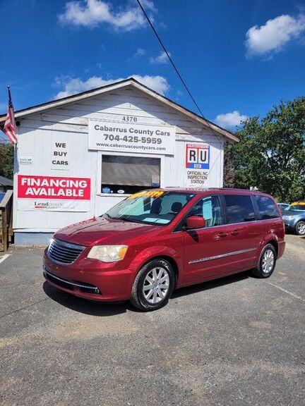2012 CHRYSLER Town and Country