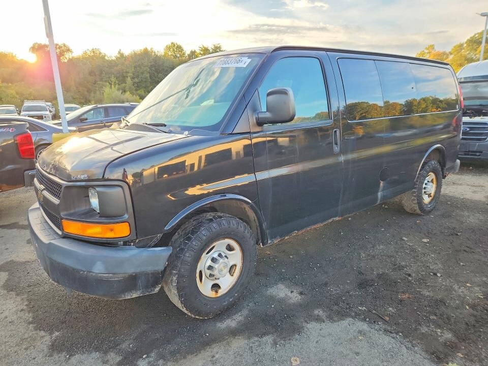2013 CHEVROLET Express