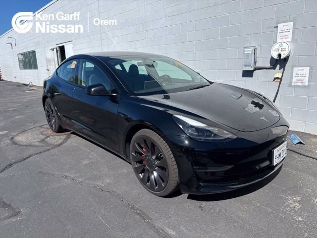 2023 TESLA Model 3