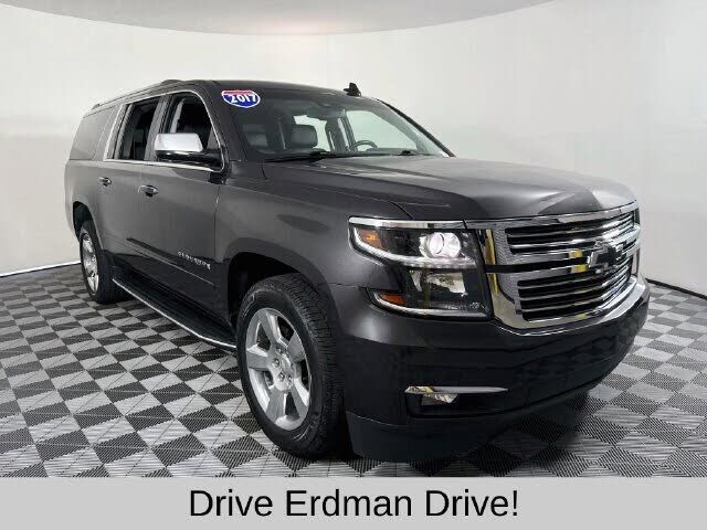 2017 CHEVROLET Suburban