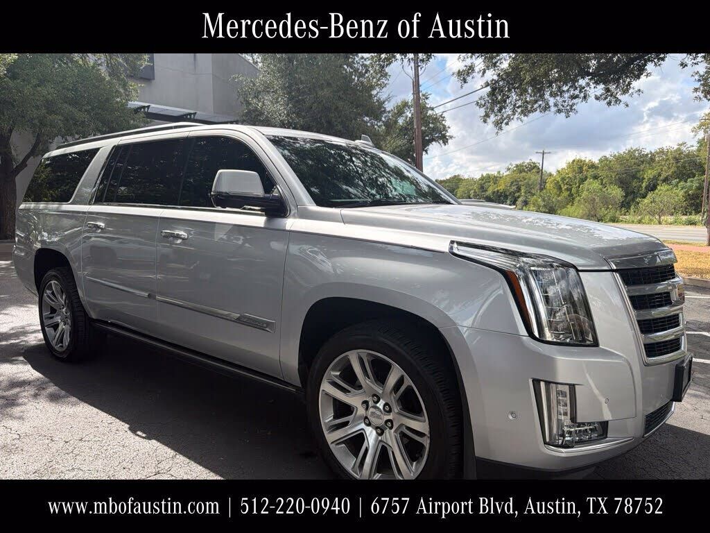 2019 CADILLAC Escalade ESV