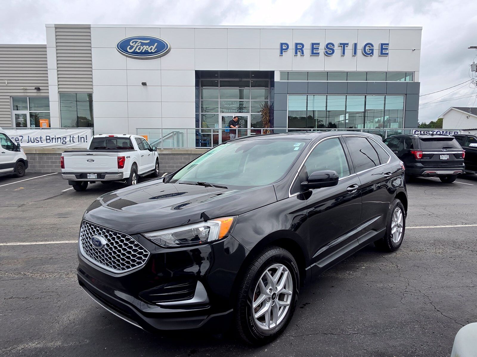 2023 FORD Edge