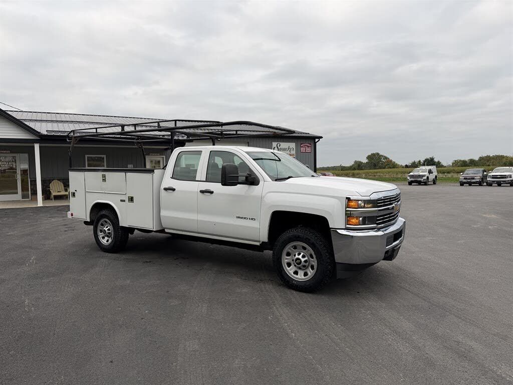 2017 CHEVROLET Silverado