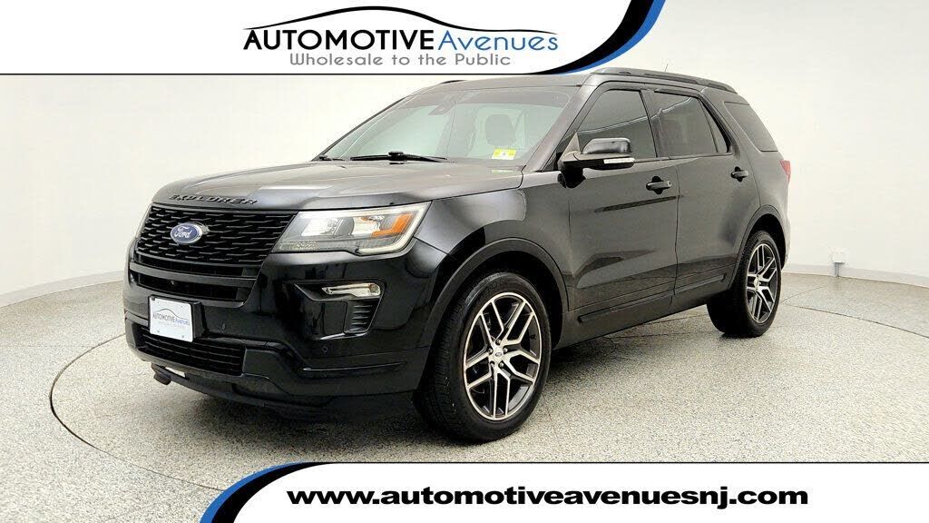 2018 FORD Explorer